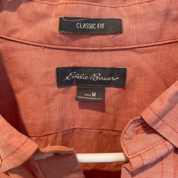 Eddie Bauer Classic Fit Casual Button Down Shirt Size Medium - Picture 2 of 9